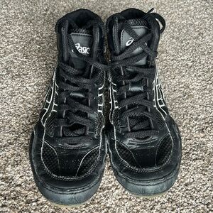 ASICS Wrestling Shoes